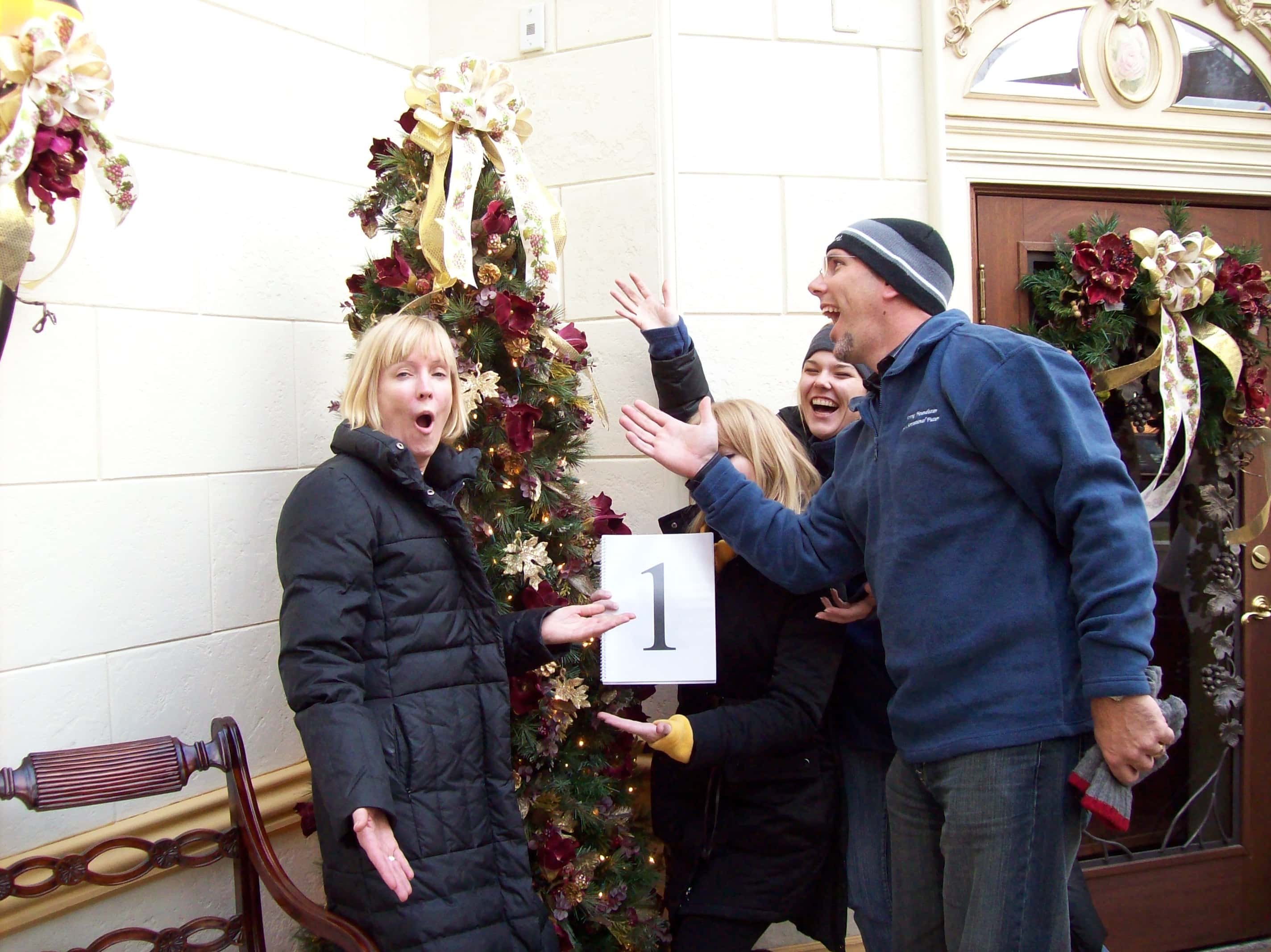 Group serenades a Christmas tree in Niagara-on-the-Lake